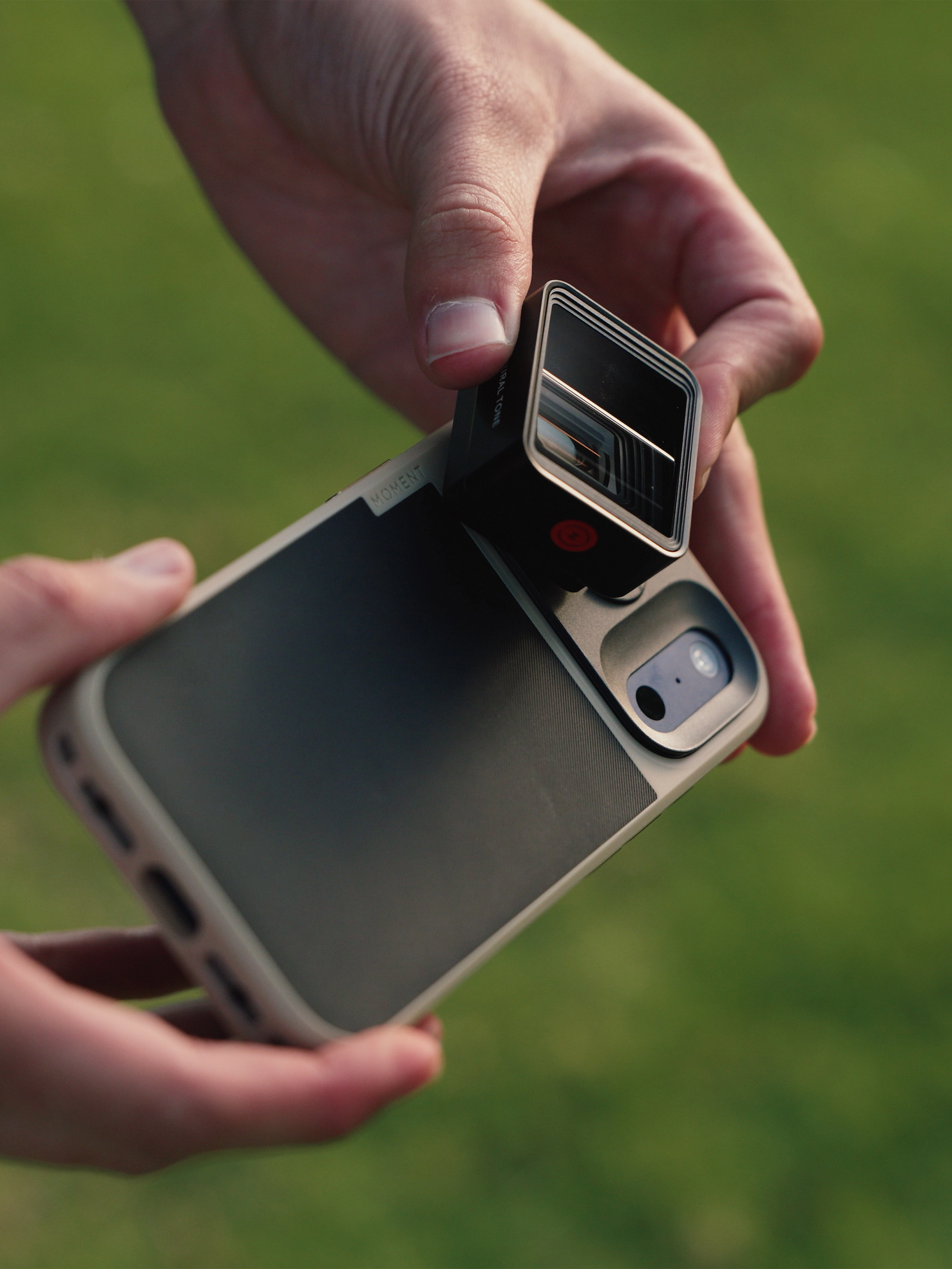 Moment T-Series Mobile Lens II Anamorphic PanaBlue - 1.33x
