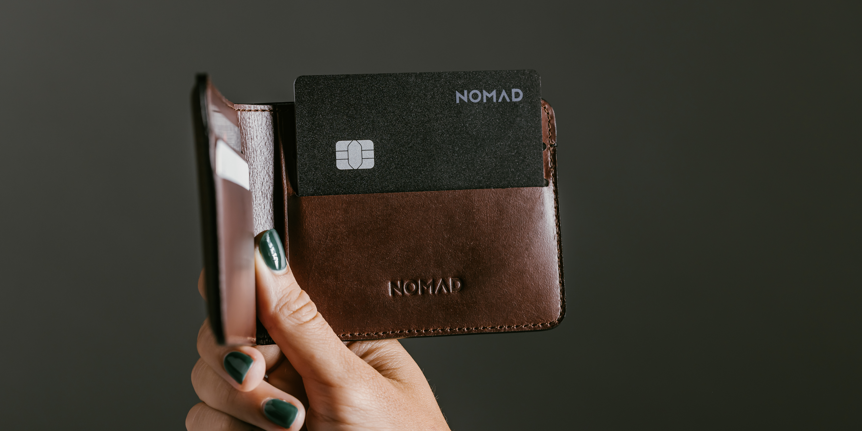Nomad Tracking Card Pro - Black - Apple (Find My)